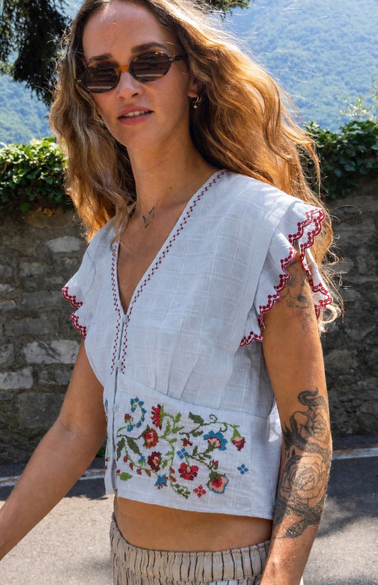 Blusa bordada