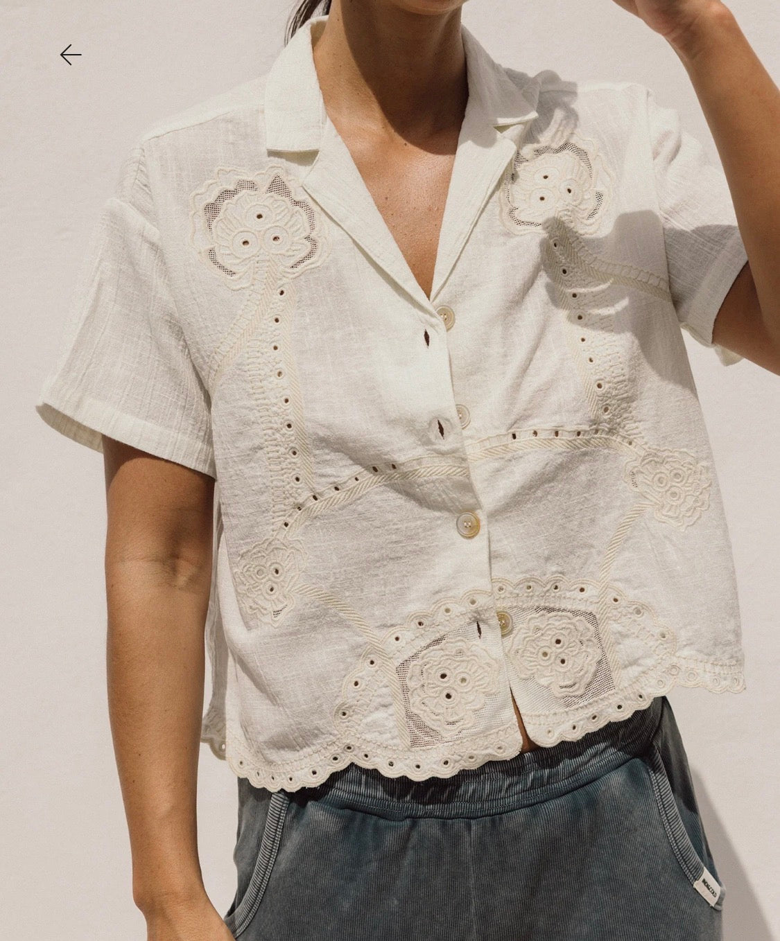 Camisa bordada