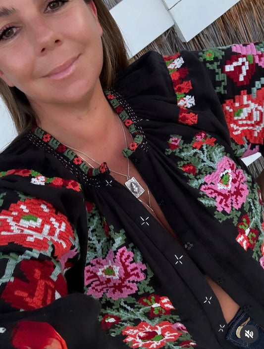 Blusa bordada