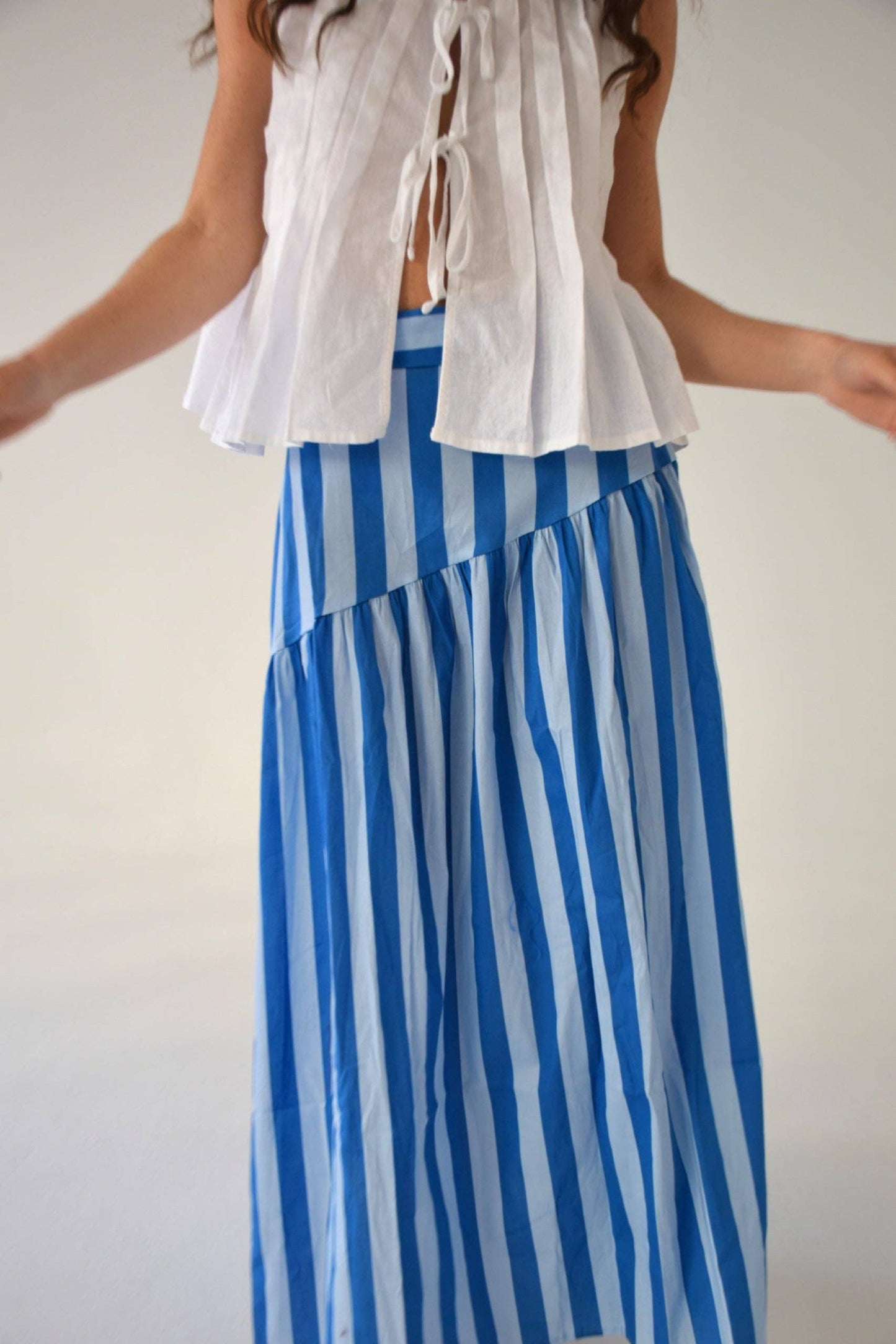 Saia Beth Riscas Azul: L